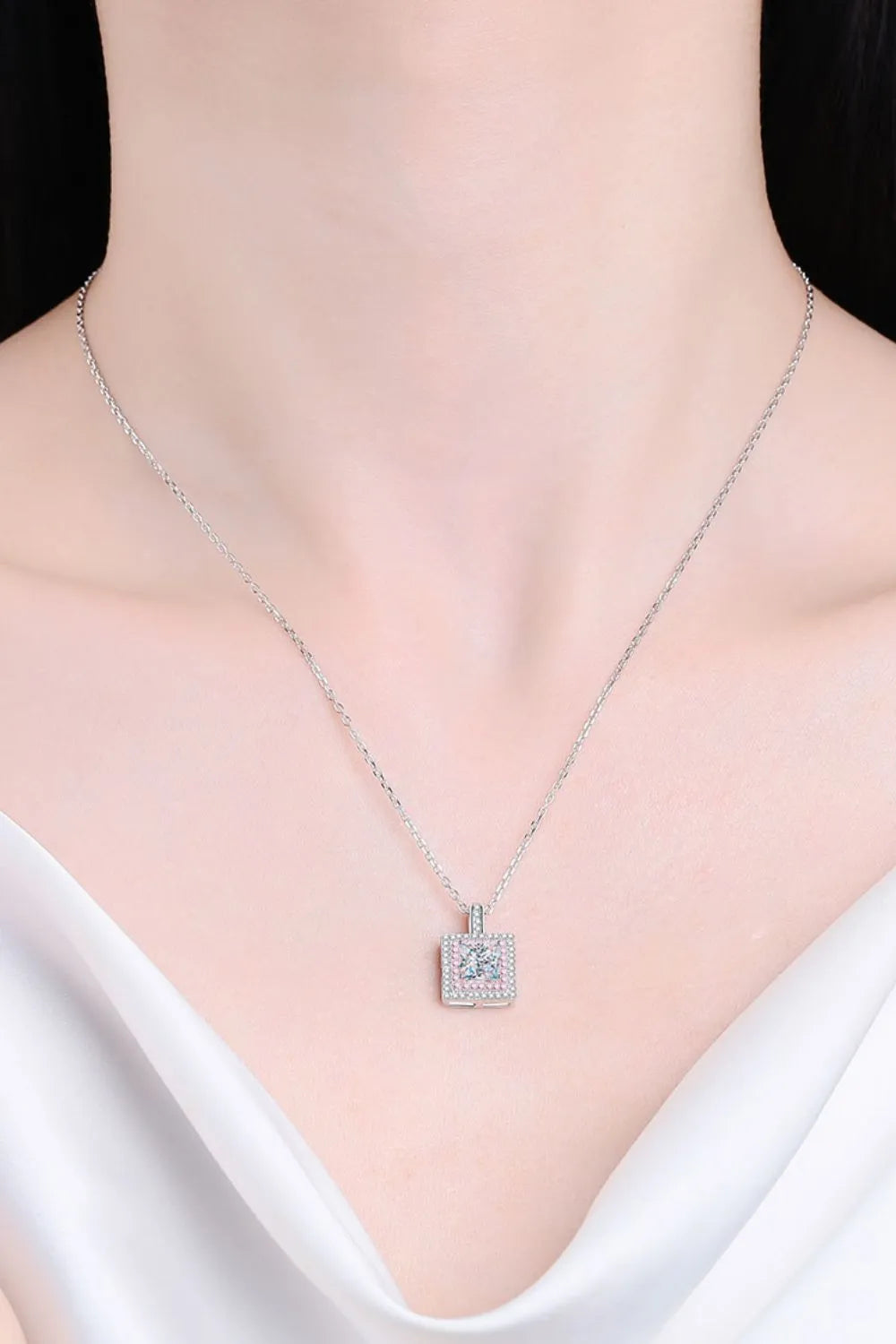 1 Carat Moissanite Square Pendant Chain Necklace - Auryza